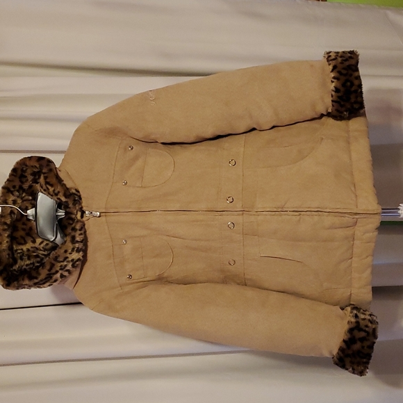 FC Girl coat - Picture 1 of 5